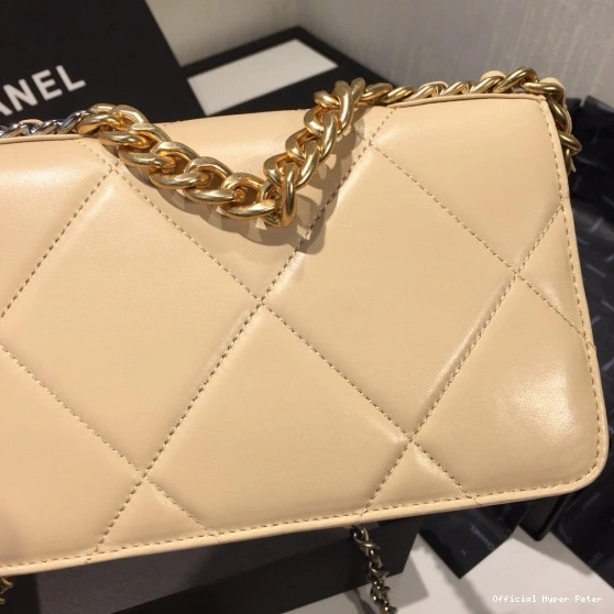 HyperPeter CHANEL CHAIN WALLET 0814